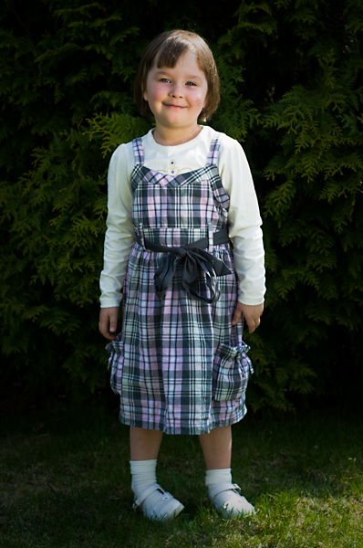Rianna 8 600px.jpg - Rianna